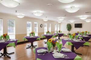 Dining tables at Linwood Meadows